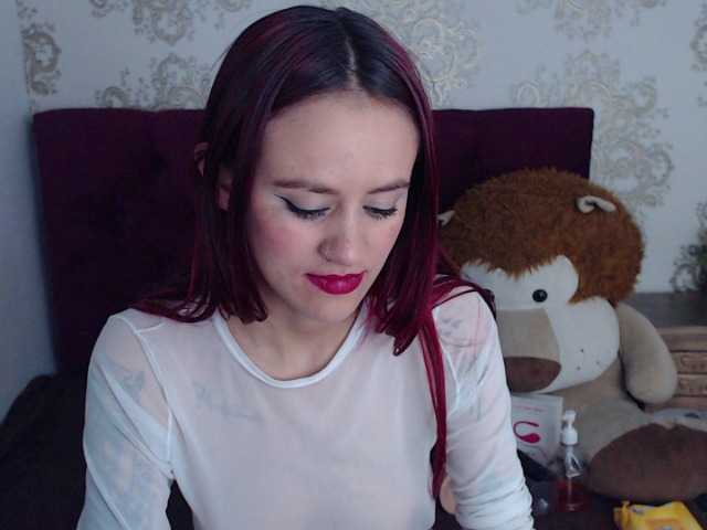 Live sex webcam photo for AliceDolly #278302464