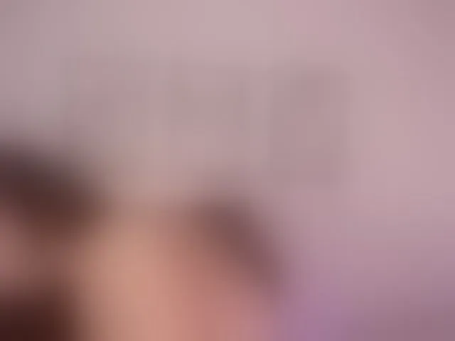 Live sex webcam photo for AliceHarper1 #294209290