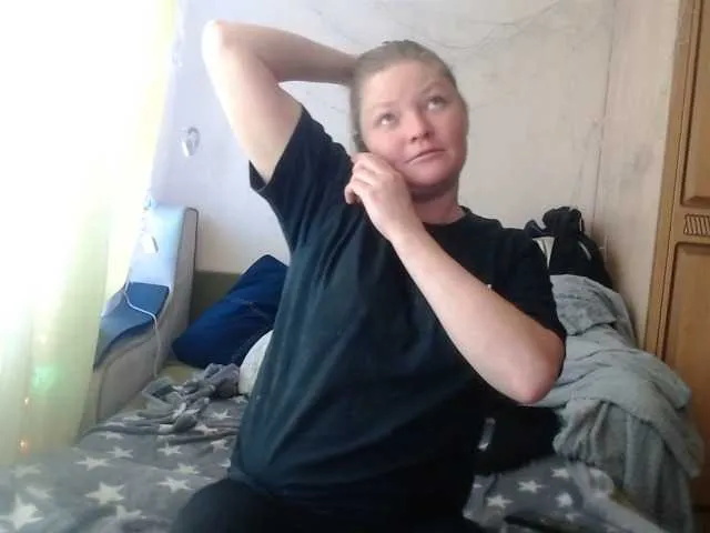 Live sex webcam photo for AliceKatanaX #290247690