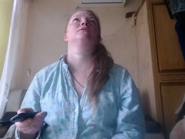 Live sex webcam photo for AliceKatanaX #290299177