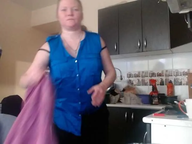 Live sex webcam photo for AliceKatanaX #290346854