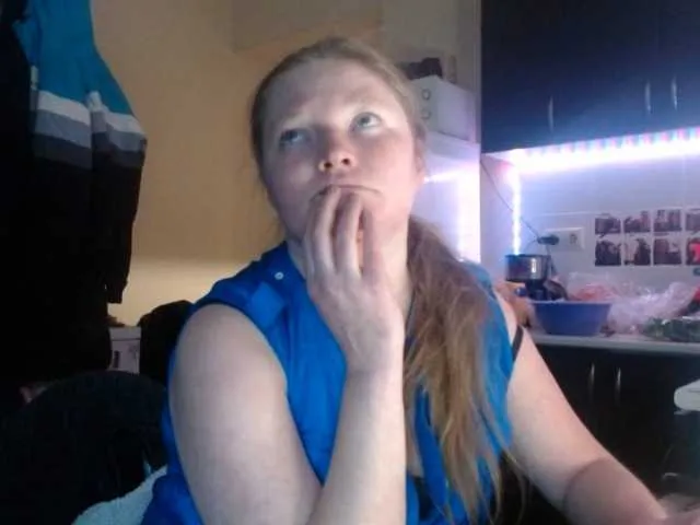 Live sex webcam photo for AliceKatanaX #290362669