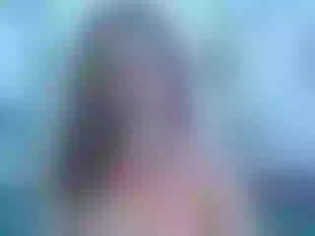 Live sex webcam photo for AliceMiller13 #272193763