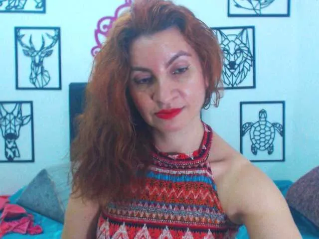 Live sex webcam photo for AliceMiller13 #272598542