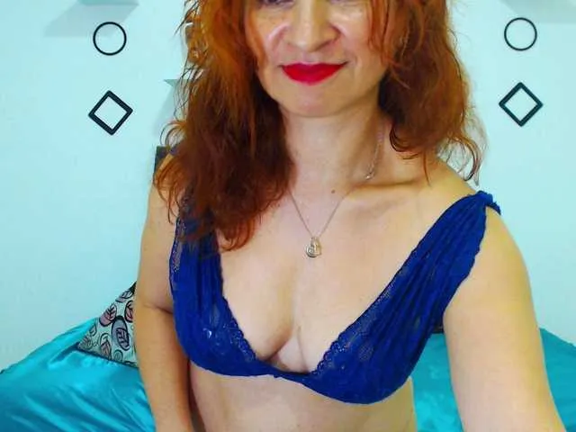Live sex webcam photo for AliceMiller13 #273627188