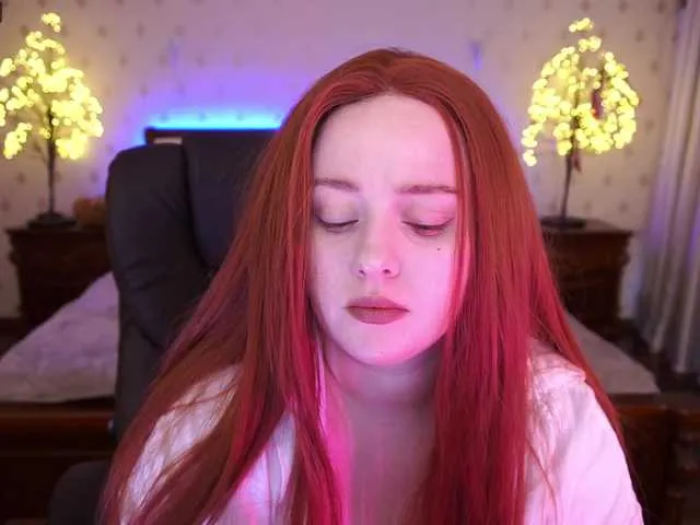 Live sex webcam photo for AliceMoonL #276653408