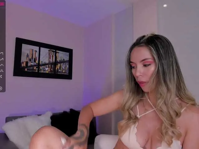 Live sex webcam photo for AlicePrice #272720752