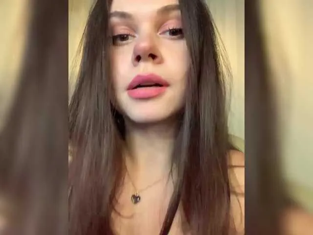 Live sex webcam photo for AlicePurr #291989668