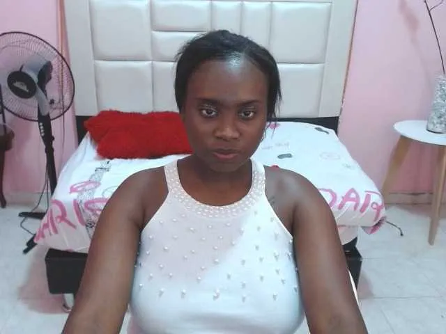 Live sex webcam photo for AliceSmith1 #271788311