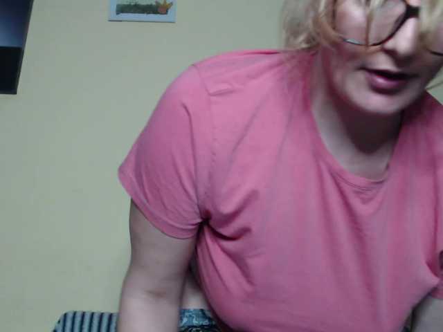 Live sex webcam photo for AliceSweety #290538601