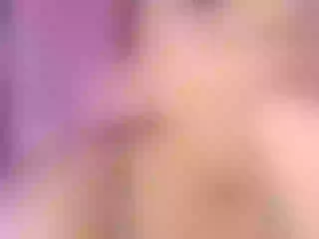 Live sex webcam photo for Alicethunder #277307744
