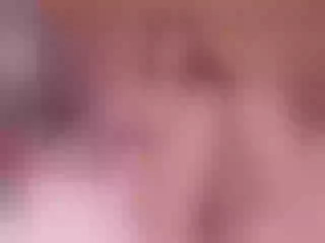 Live sex webcam photo for Alicethunder #277533440