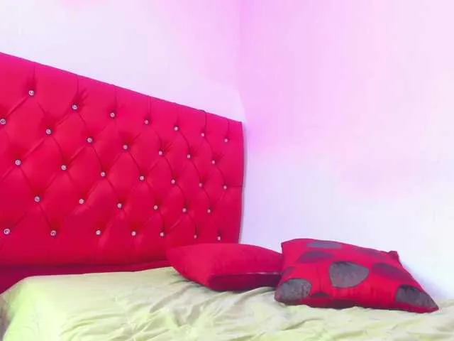 Live sex webcam photo for AliceTurner1 #276809001