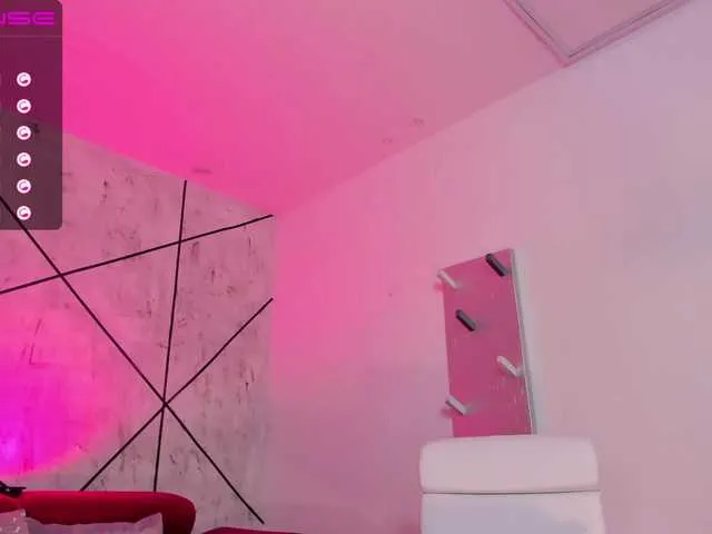 Live sex webcam photo for AliceWalkerX #273364674