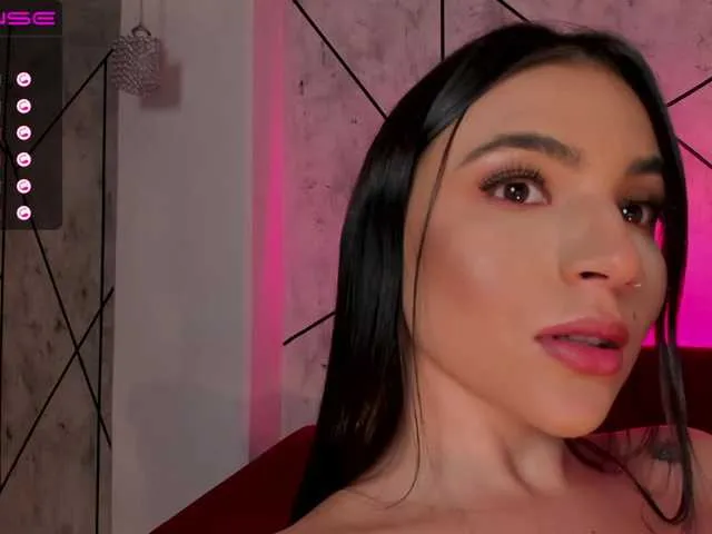 Live sex webcam photo for AliceWalkerX #273388492