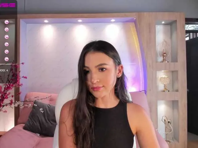 Live sex webcam photo for AliceWalkerX #273573895