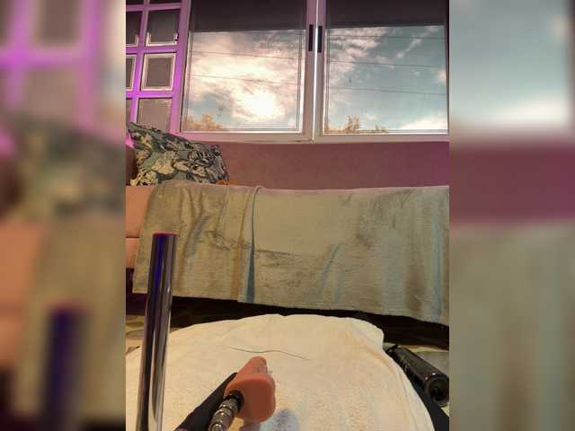 Live sex webcam photo for Alicecute #291993593