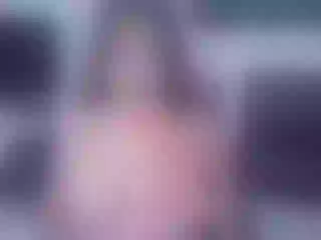 Live sex webcam photo for AliceeTurner #272380391