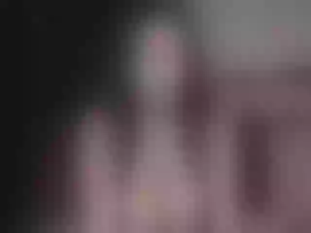 Live sex webcam photo for AliceisHorny #272625209
