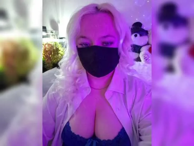 Live sex webcam photo for Alicekitty #291003245