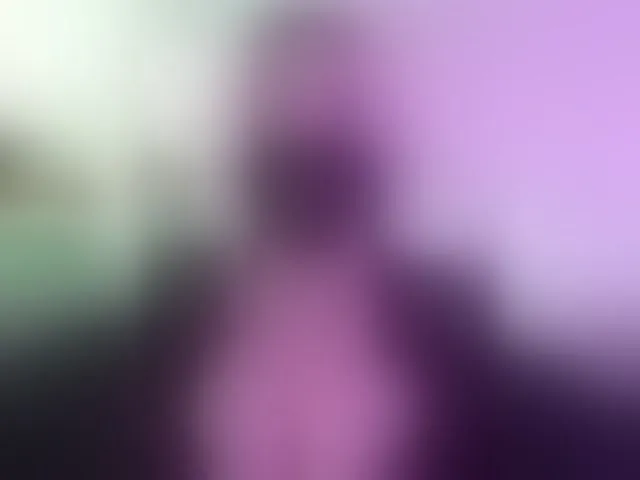 Live sex webcam photo for Alicekitty #292584439