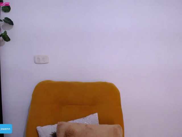 Live sex webcam photo for Aliceowenn #275651396