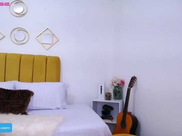 Live sex webcam photo for Aliceowenn #275945526