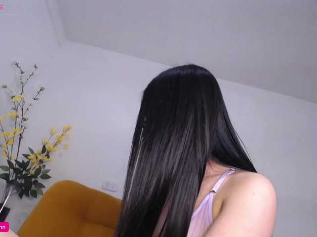 Live sex webcam photo for Aliceowenn #276281251