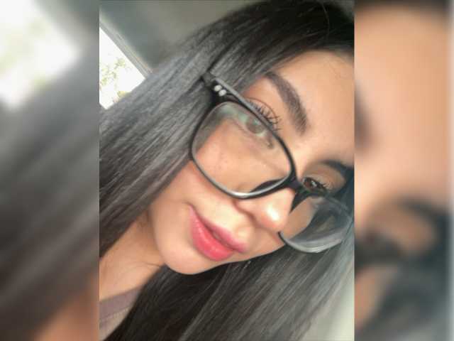 Live sex webcam photo for Aliceowenn #278176084