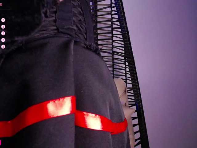 Live sex webcam photo for Aliceowenn #278213856