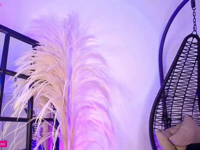 Live sex webcam photo for Aliceowenn #288365312