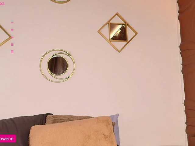 Live sex webcam photo for Aliceowenn #290357378