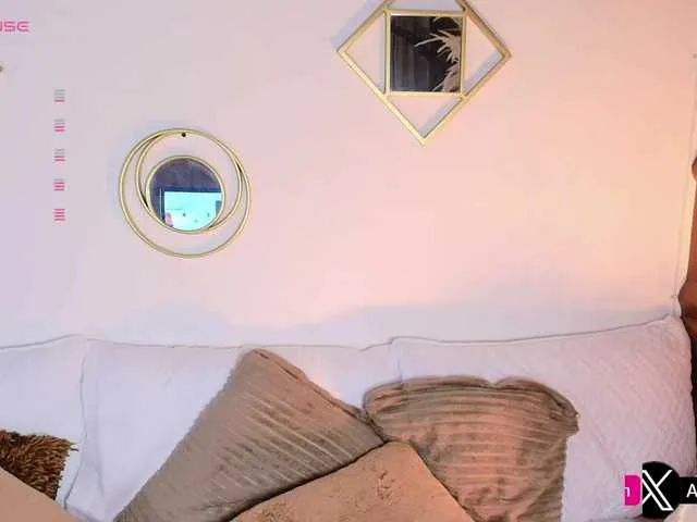 Live sex webcam photo for Aliceowenn #291122812