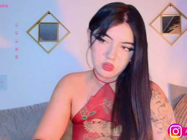 Live sex webcam photo for Aliceowenn #291768987