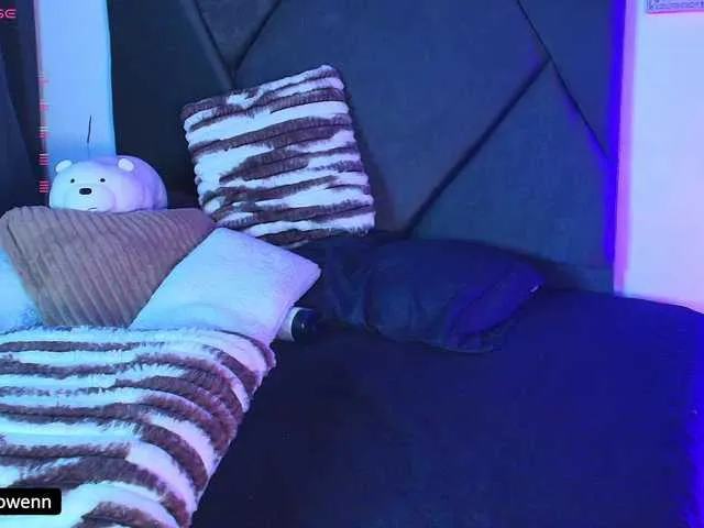 Live sex webcam photo for Aliceowenn #292238806