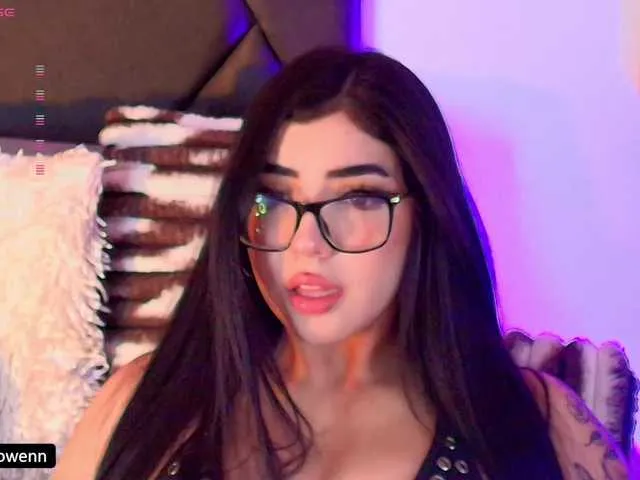 Live sex webcam photo for Aliceowenn #292944667