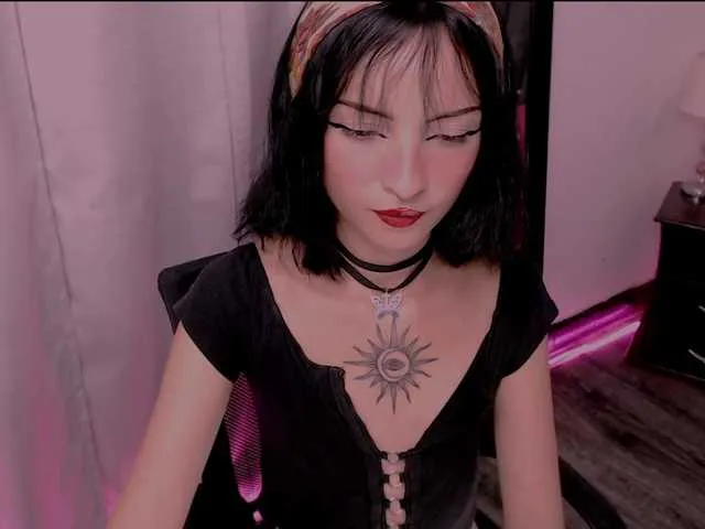 Live sex webcam photo for Alicesmithx7 #277014137