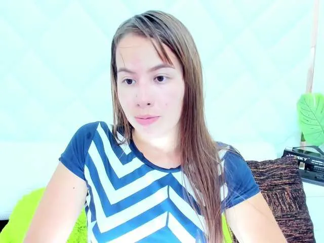 Live sex webcam photo for AliciaKennet #273573631