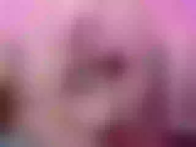 Live sex webcam photo for AliciaKennet #277975835