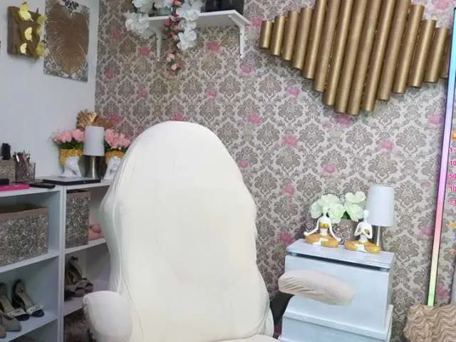 Live sex webcam photo for AliciaKennet #291970478