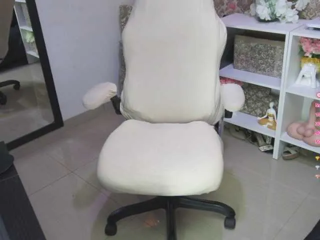 Live sex webcam photo for AliciaKennet #292064208