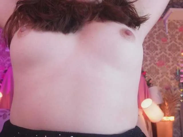 Live sex webcam photo for AliciaKennet #292281299