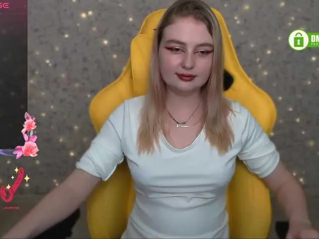 Live sex webcam photo for AliciaSvip #290847172