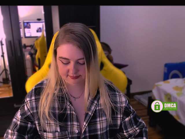 Live sex webcam photo for AliciaSvip #292345795