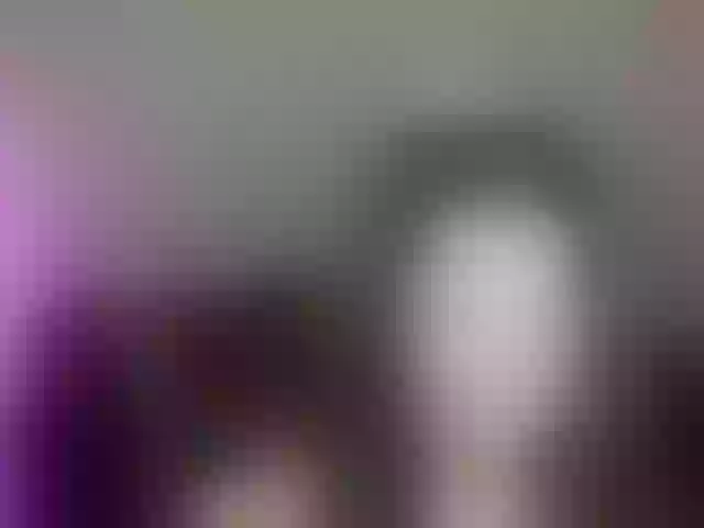Live sex webcam photo for Aliciafolow009 #291878693