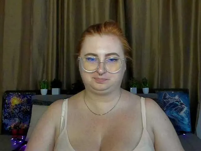 Live sex webcam photo for Aliciaredluv #291758486