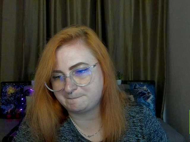 Live sex webcam photo for Aliciaredluv #291880641