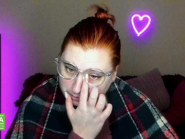 Live sex webcam photo for Aliciaredluv #292011659