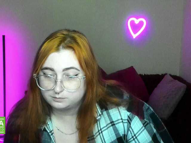 Live sex webcam photo for Aliciaredluv #292109309