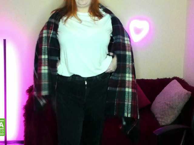 Live sex webcam photo for Aliciaredluv #292128074